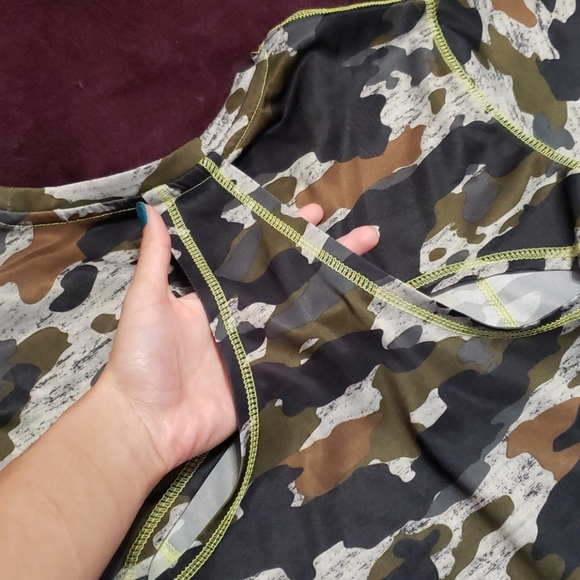 Y2K XOXO Sport Camo Workout Cap Sleeve Activewear Sportswear Top Shirt - Picture 10 of 12